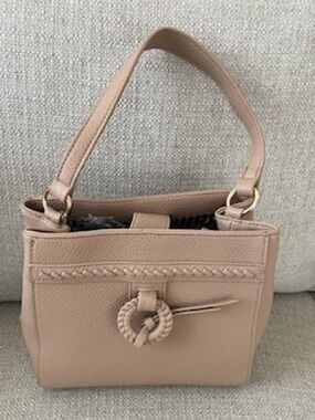 Women’s Beige Leather Top-Handle Bag